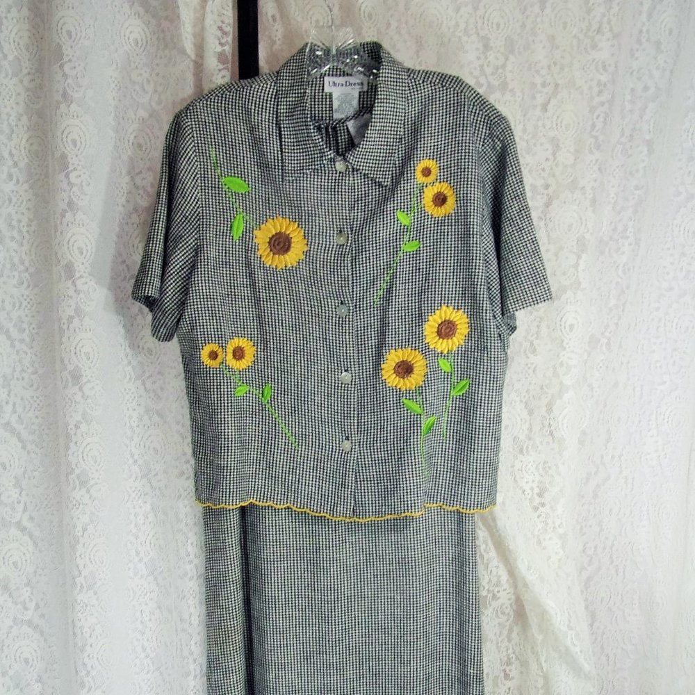 Ultra Dress 2 pcs Lot Black White Checks Yellow Sunflowers Jacket and Dr…